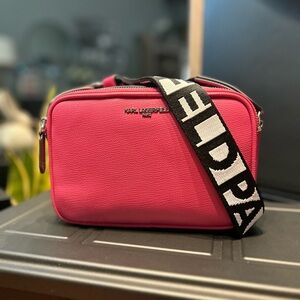 KARL LAGERFELD PARIS MAYBELLE CROSSBODY CAMERA BAG PINK